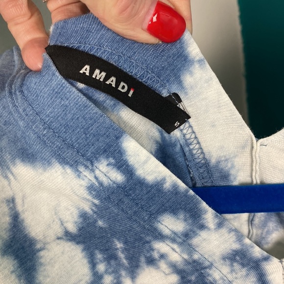 AMADI Floating Island Kimono Top - Picture 5 of 6